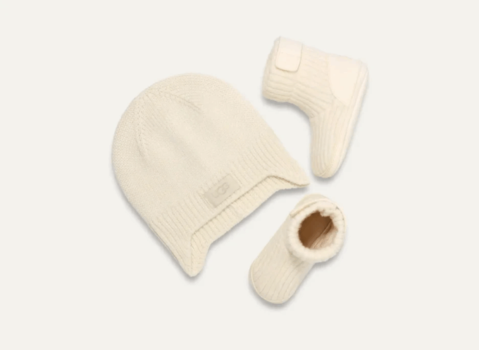 Skylar og UGG Beanie