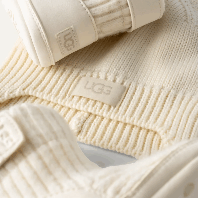 Skylar og UGG Beanie