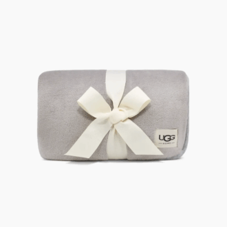 ugg taeppe 1 330x330 - UGG-t&aelig;ppe
